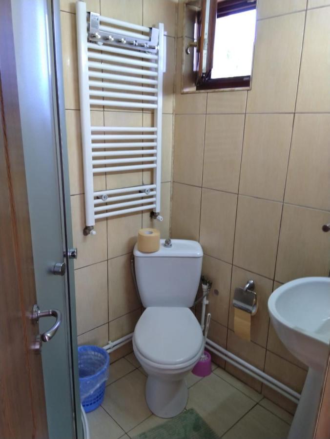 Pensiunea Roua Diminetilor 3*