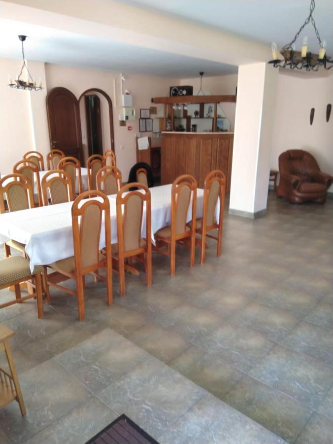 Pensiunea Roua Diminetilor 3*